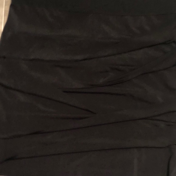 BCBG Generation Black Skirt - Picture 2 of 3